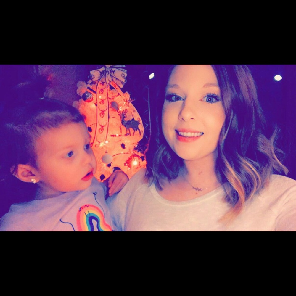 Meet your Posher, Danielle